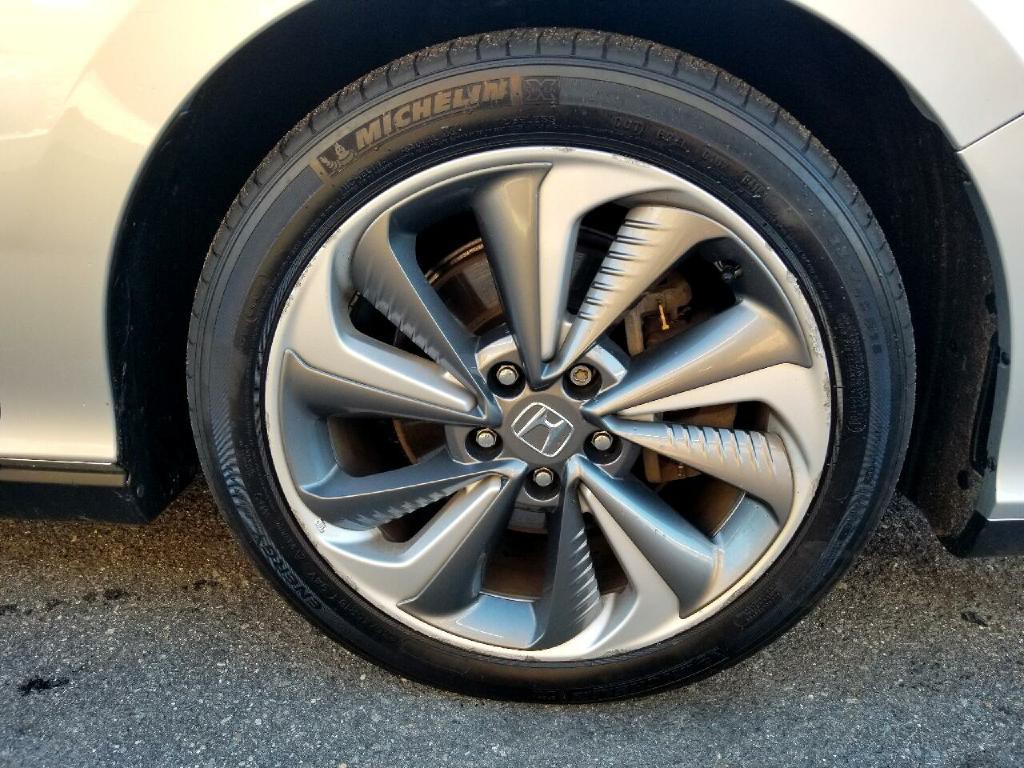 2018 Honda Clarity Image 16