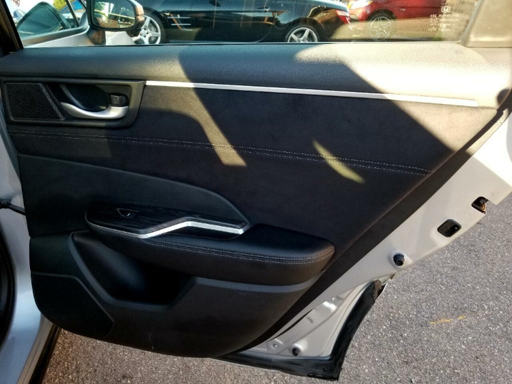 2018 Honda Clarity Image 44