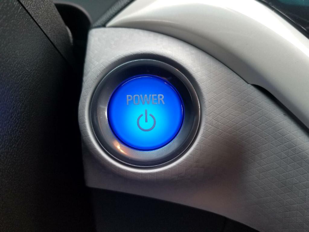 2017 Chevrolet Bolt EV Image 11