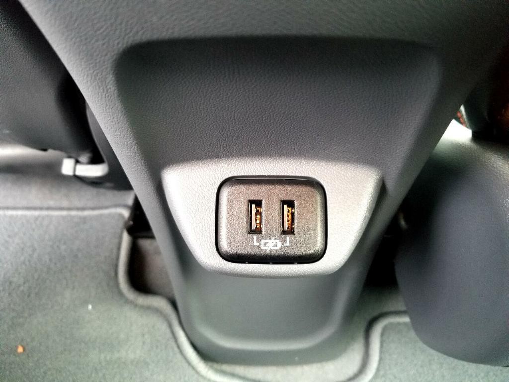 2017 Chevrolet Bolt EV Image 36
