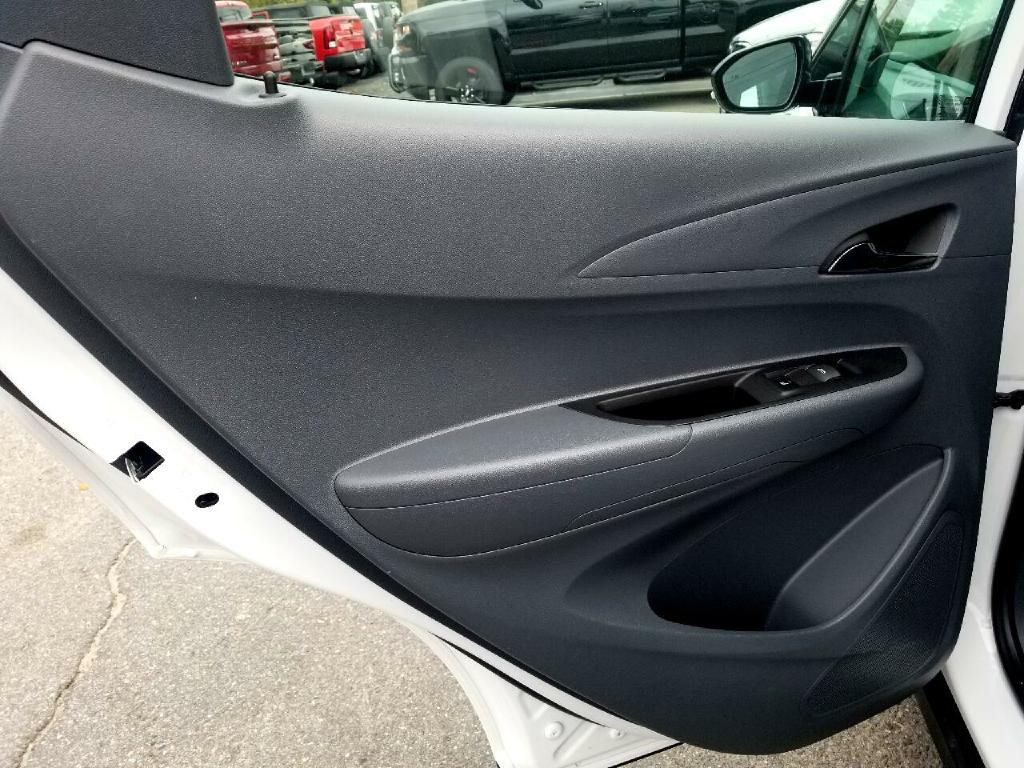 2017 Chevrolet Bolt EV Image 39
