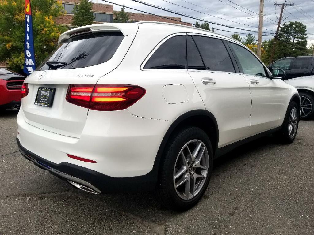 2017 Mercedes-Benz GLC-Class Image 3