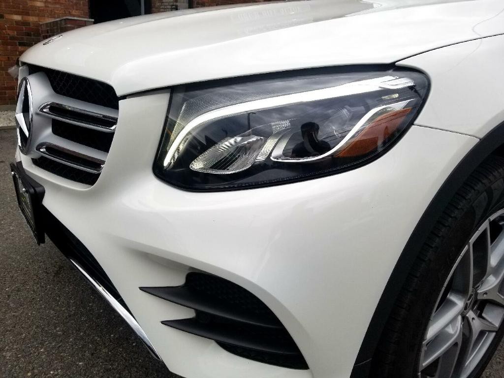 2017 Mercedes-Benz GLC-Class Image 9