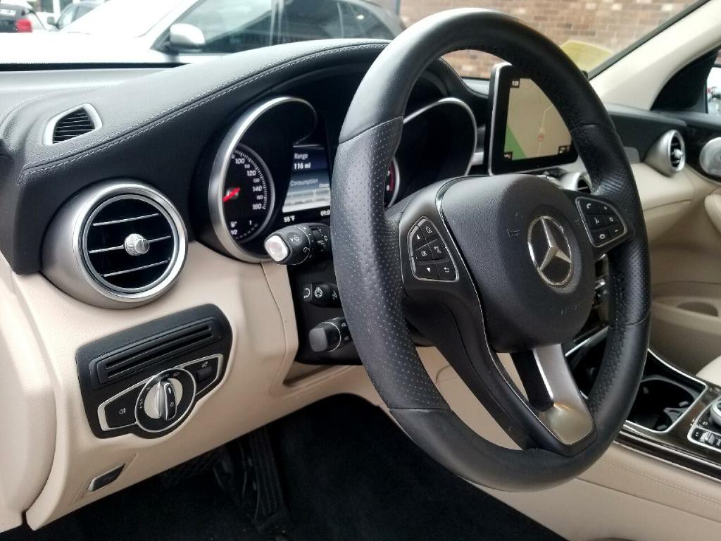 2017 Mercedes-Benz GLC-Class Image 20