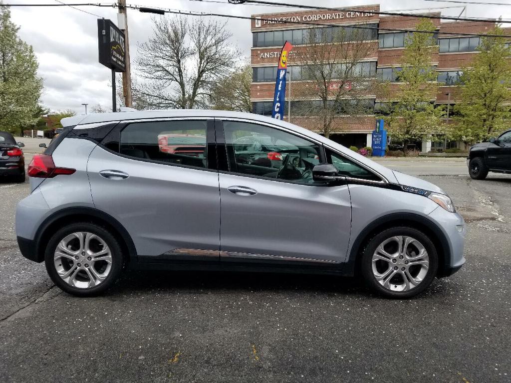 2017 Chevrolet Bolt EV Image 4