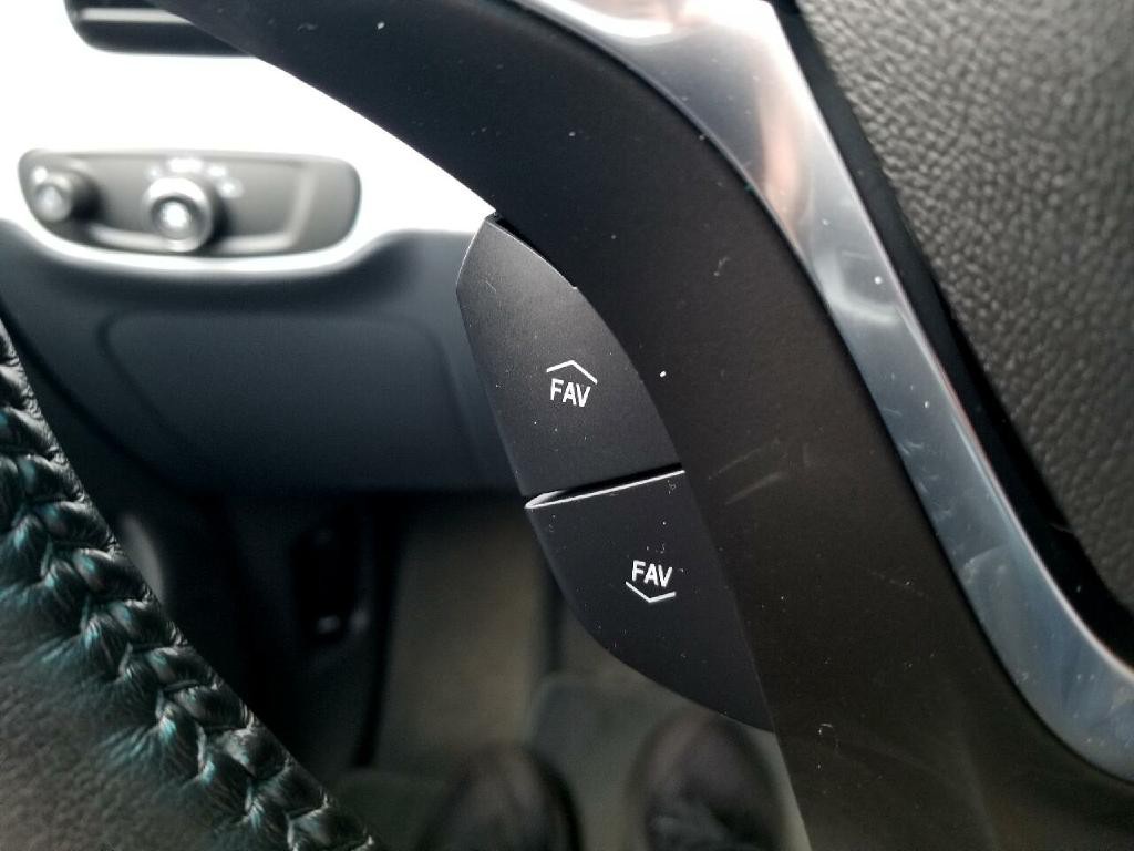 2017 Chevrolet Bolt EV Image 35