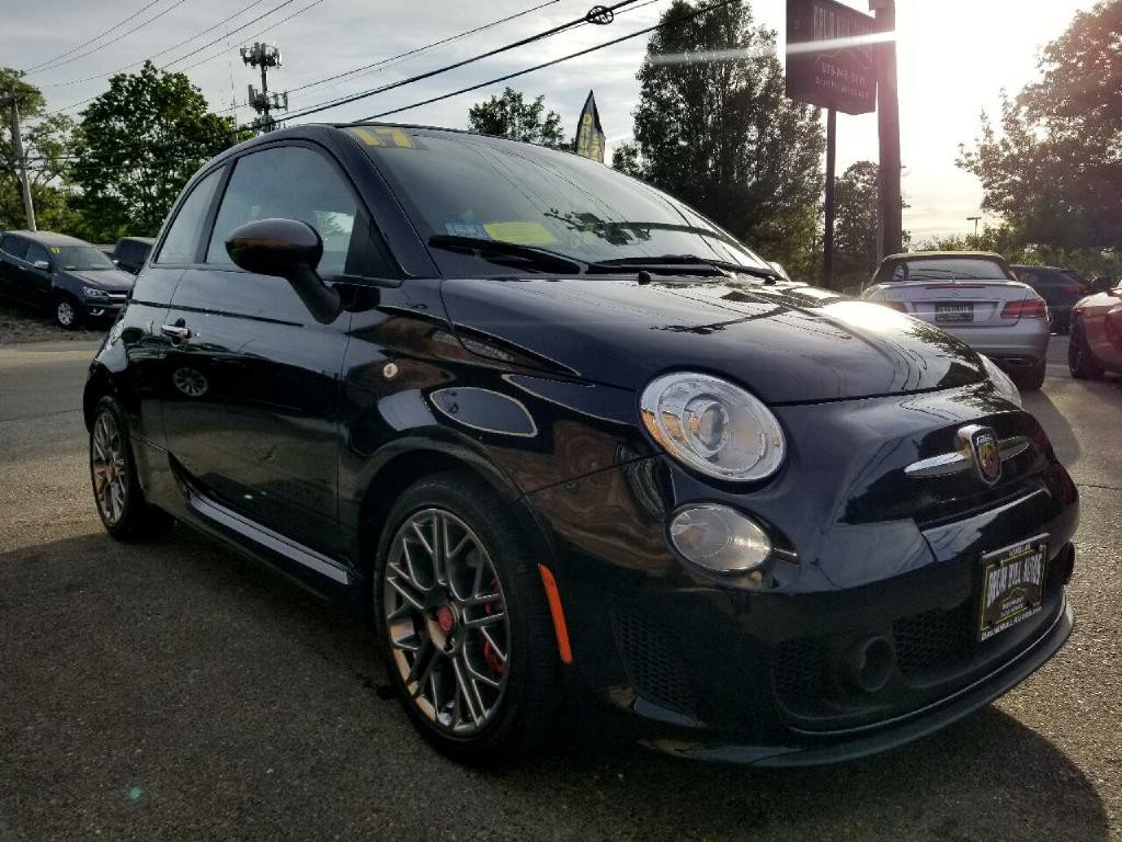 2017 FIAT 500 Image 3