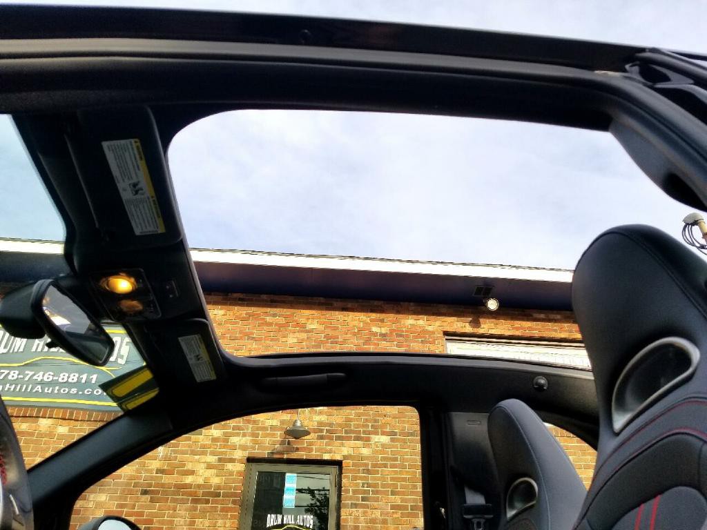 2017 FIAT 500 Image 27