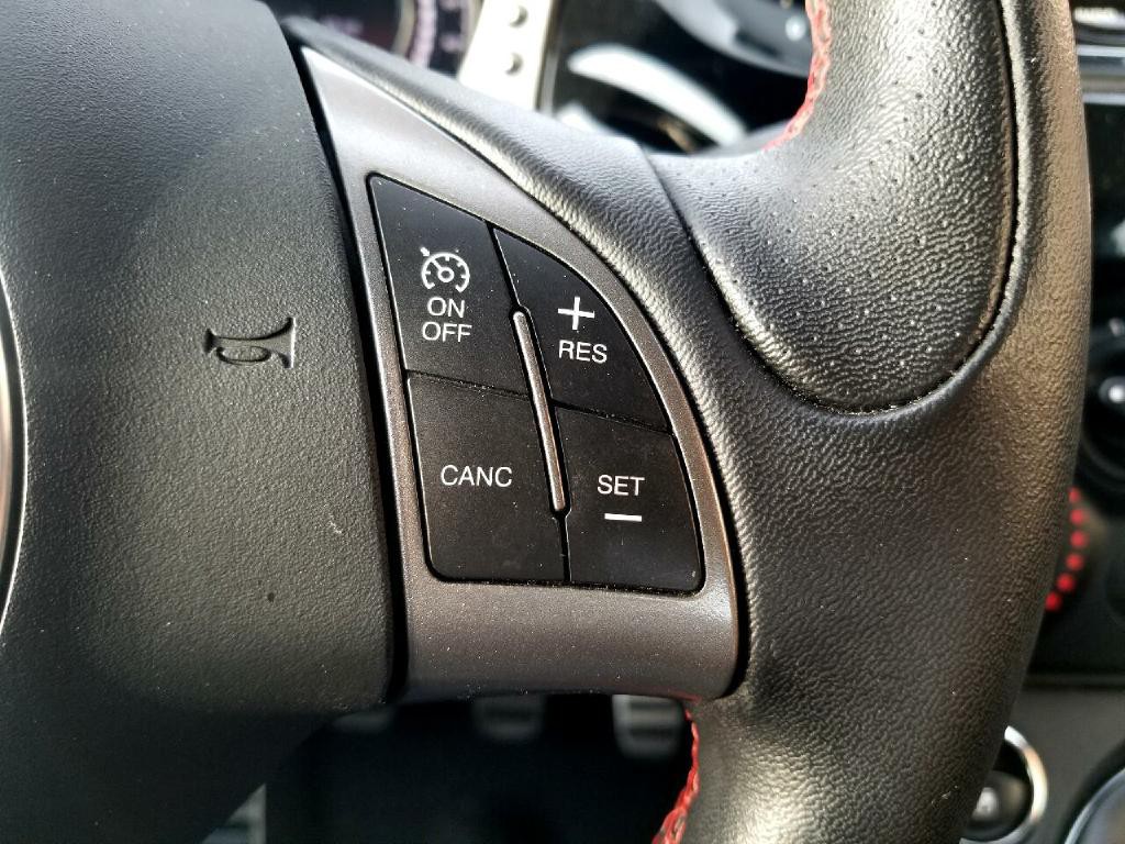 2017 FIAT 500 Image 47