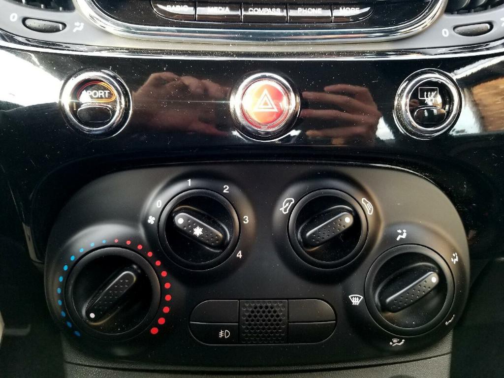 2017 FIAT 500 Image 50