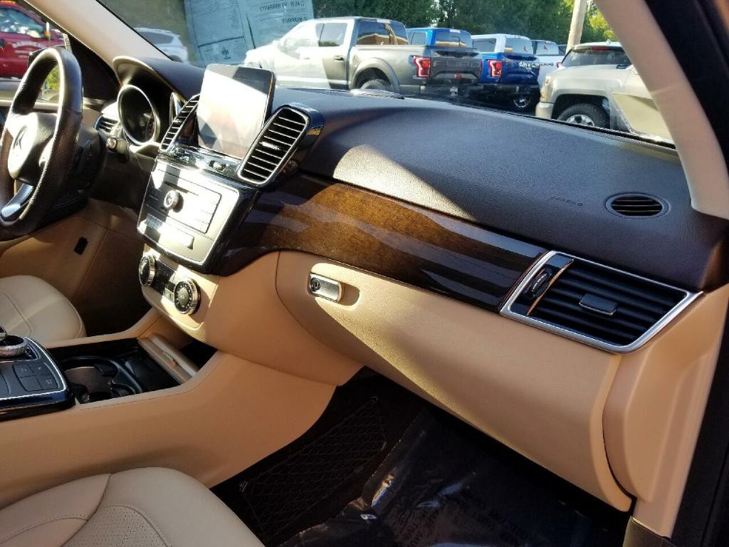 2018 Mercedes-Benz GLE-Class Image 31
