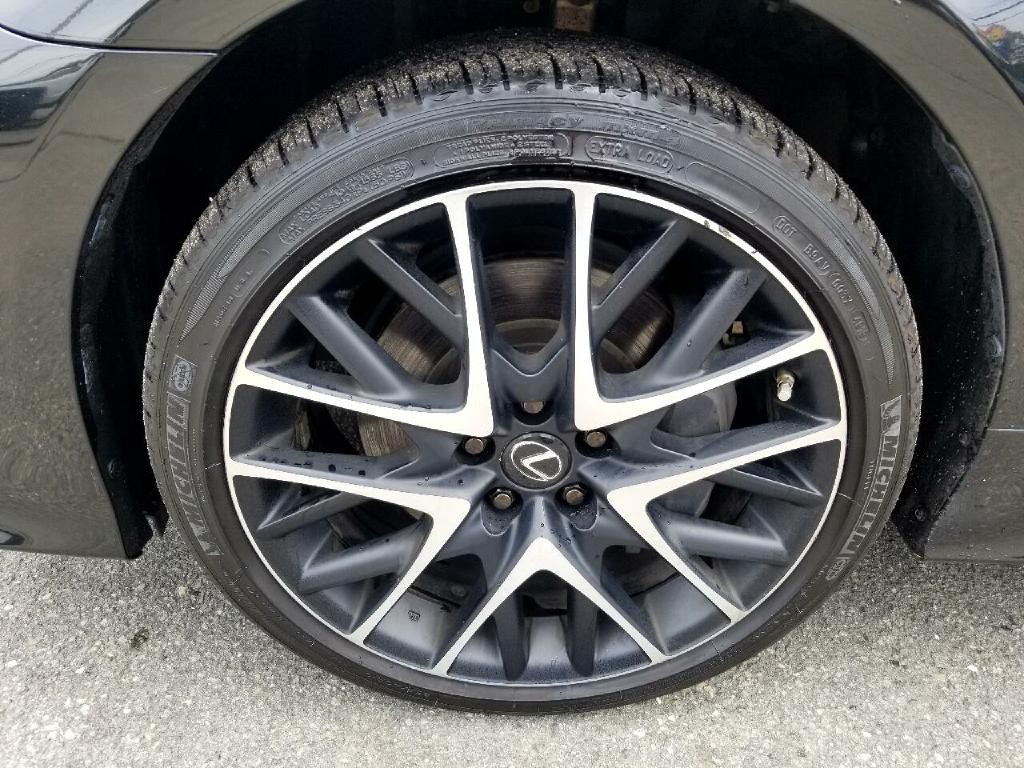 2018 Lexus Rc 300 Image 18