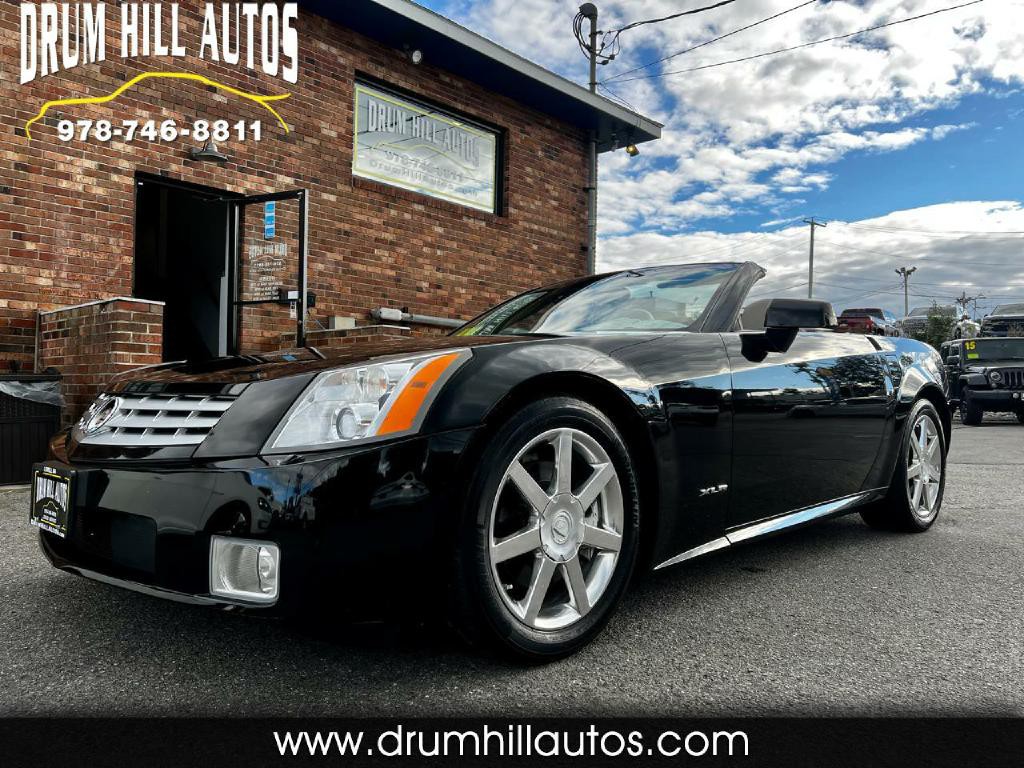 2004 Cadillac XLR Image 1