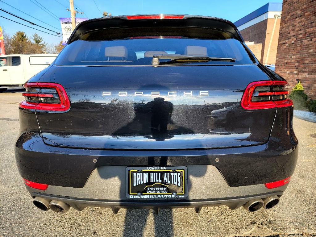 2016 Porsche Macan Image 4