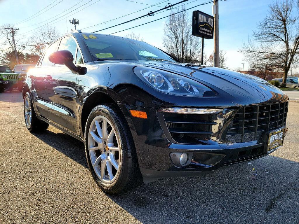 2016 Porsche Macan Image 7