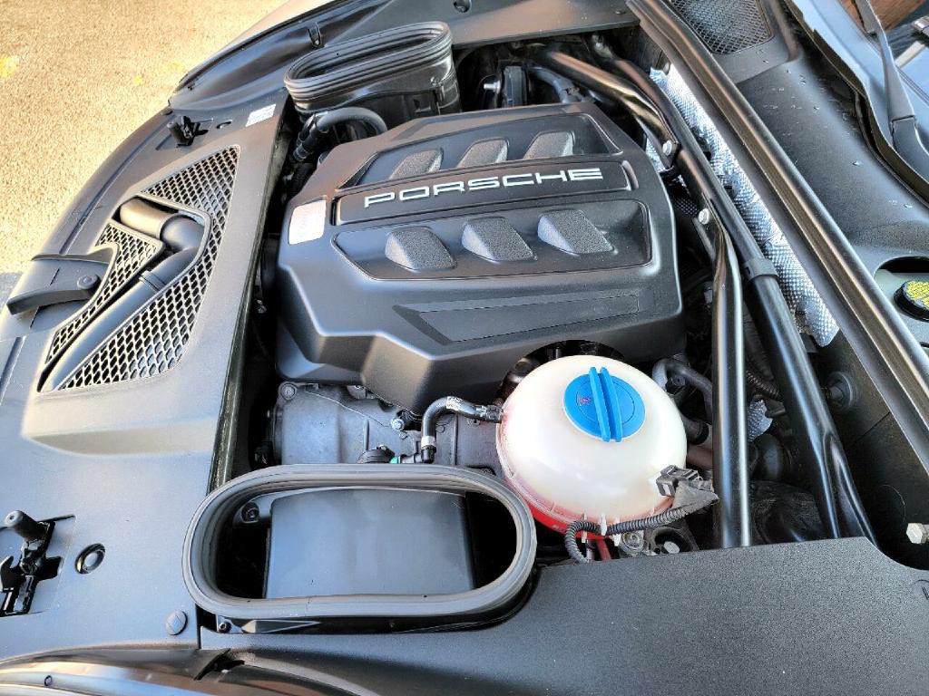 2016 Porsche Macan Image 64