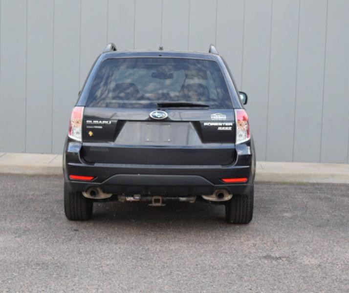 2010 Subaru Forester Image 2