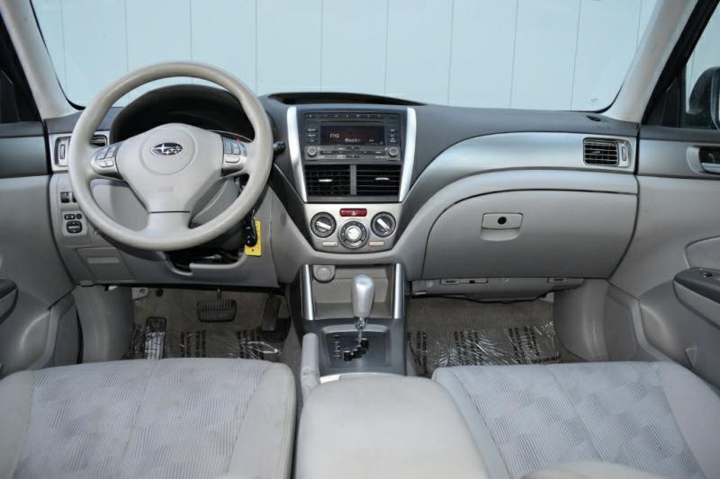 2010 Subaru Forester Image 13