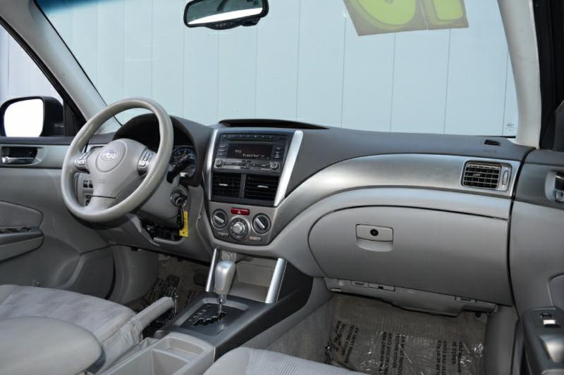 2010 Subaru Forester Image 14