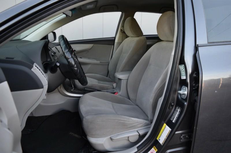 2012 Toyota Corolla Image 11