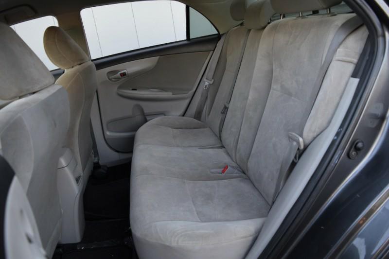 2012 Toyota Corolla Image 12