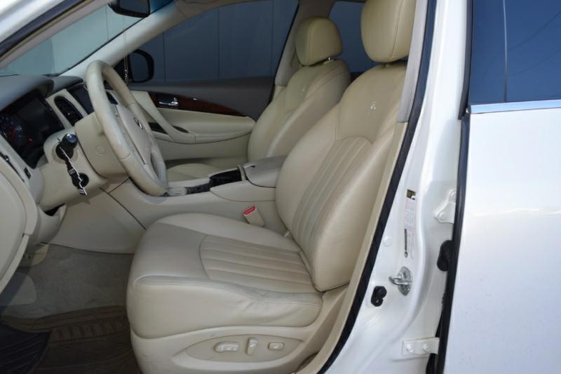 2008 INFINITI EX35 Image 8
