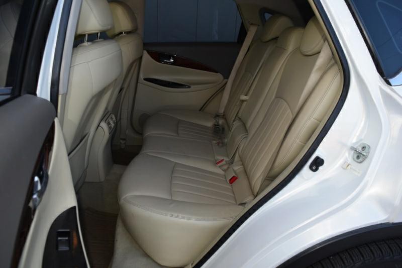2008 INFINITI EX35 Image 10