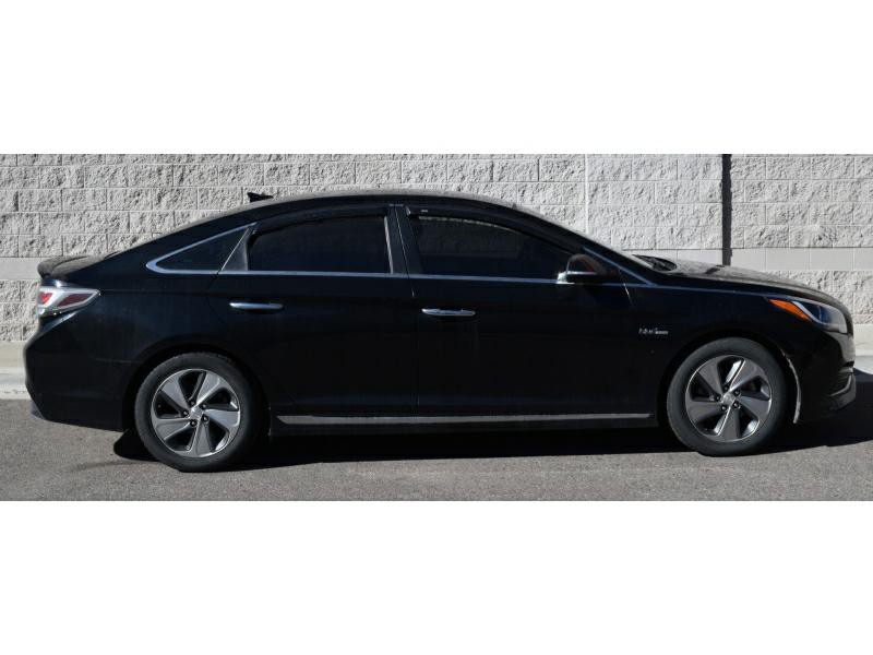 2016 Hyundai Sonata Image 3
