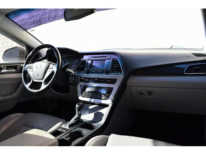 2016 Hyundai Sonata Image 12