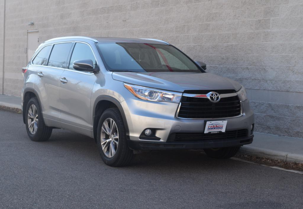 2015 Toyota Highlander Image 3