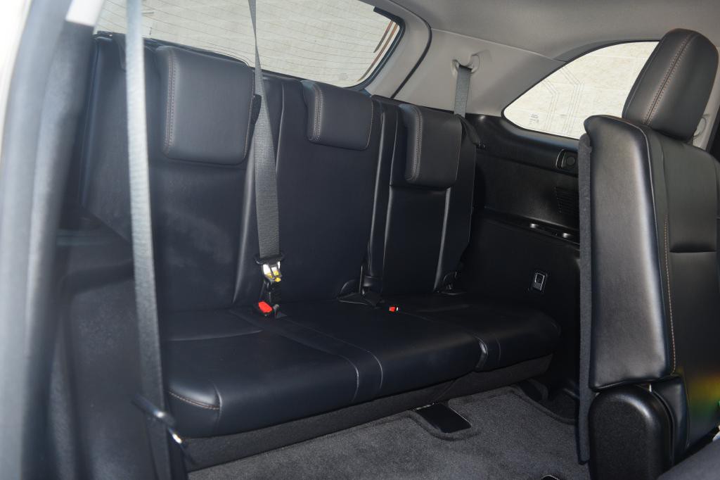 2015 Toyota Highlander Image 11