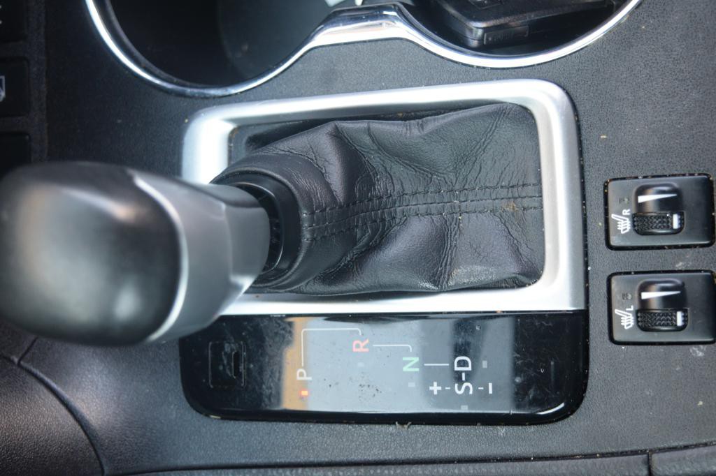 2015 Toyota Highlander Image 16