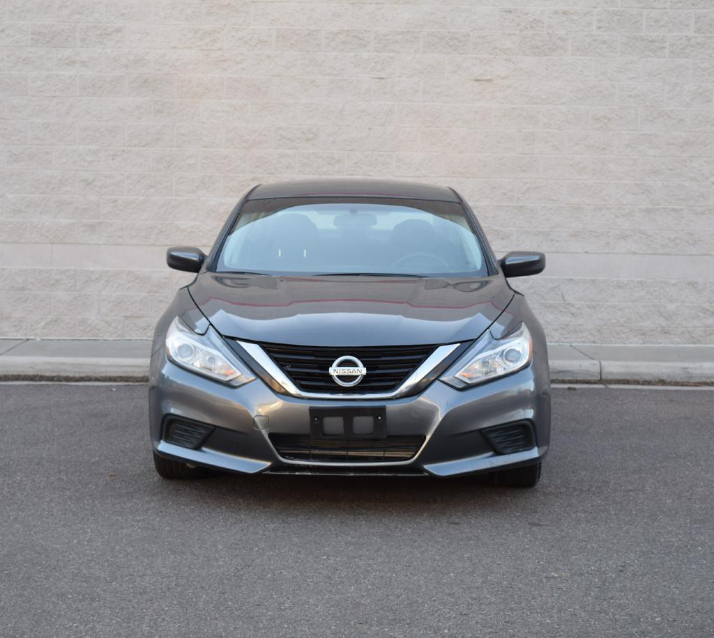 2016 Nissan Altima Image 1