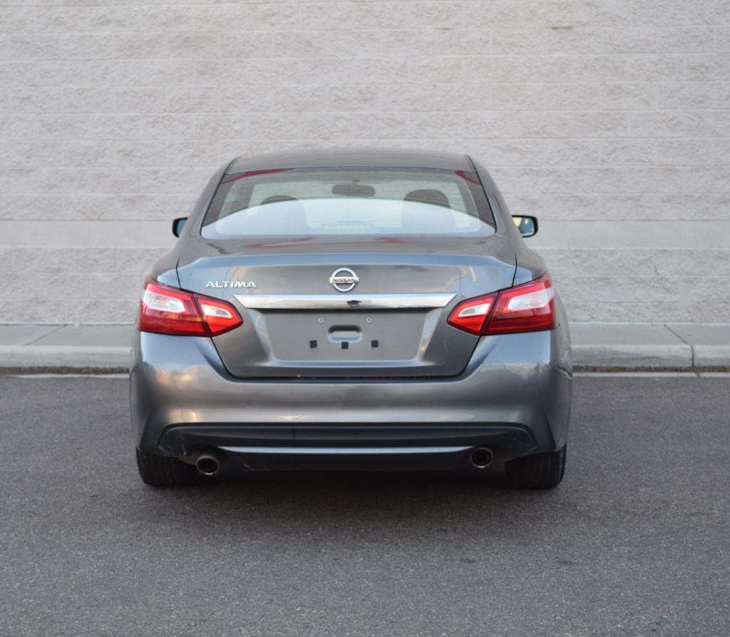 2016 Nissan Altima Image 2