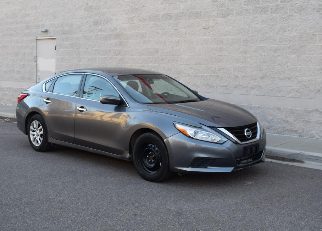 2016 Nissan Altima Image 3