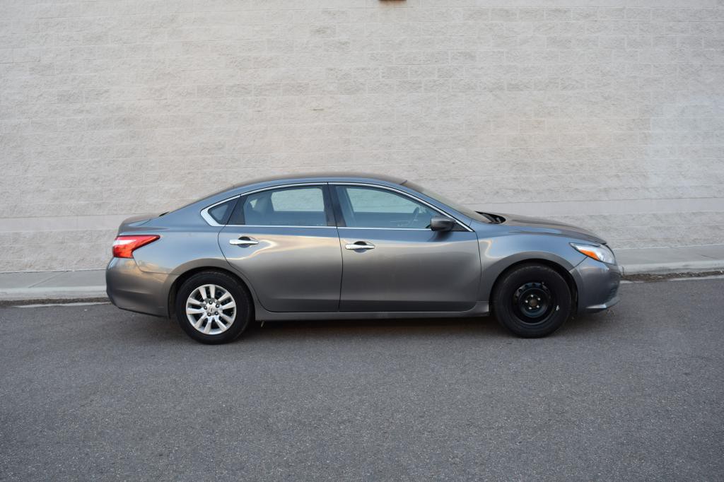 2016 Nissan Altima Image 5