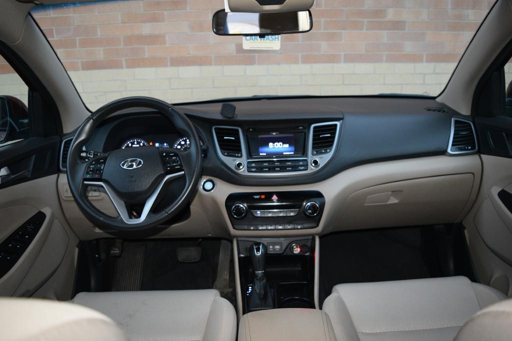 2017 Hyundai Tucson Image 8