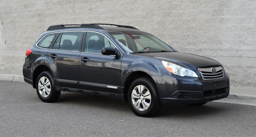 2011 Subaru Outback Image 3