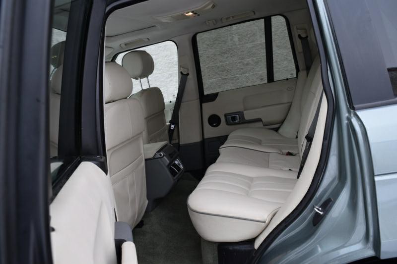 2004 Land Rover Range Rover Image 12