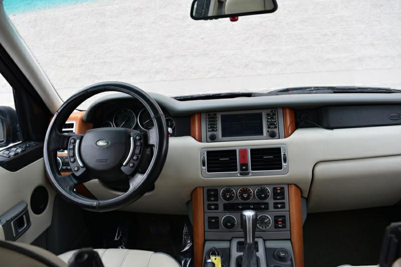 2004 Land Rover Range Rover Image 15