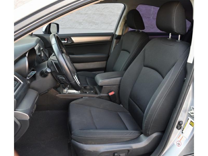 2016 Subaru Legacy Image 6