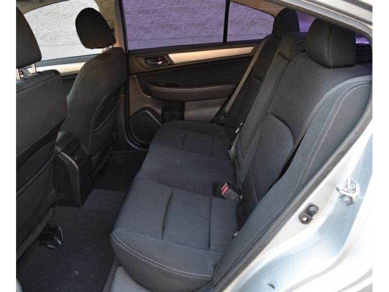 2016 Subaru Legacy Image 7