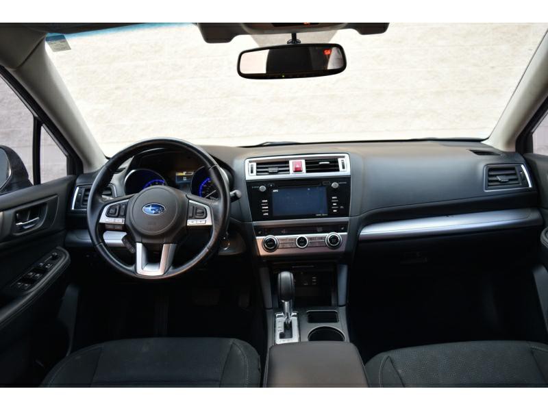 2016 Subaru Legacy Image 11