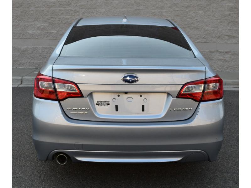 2016 Subaru Legacy Image 13