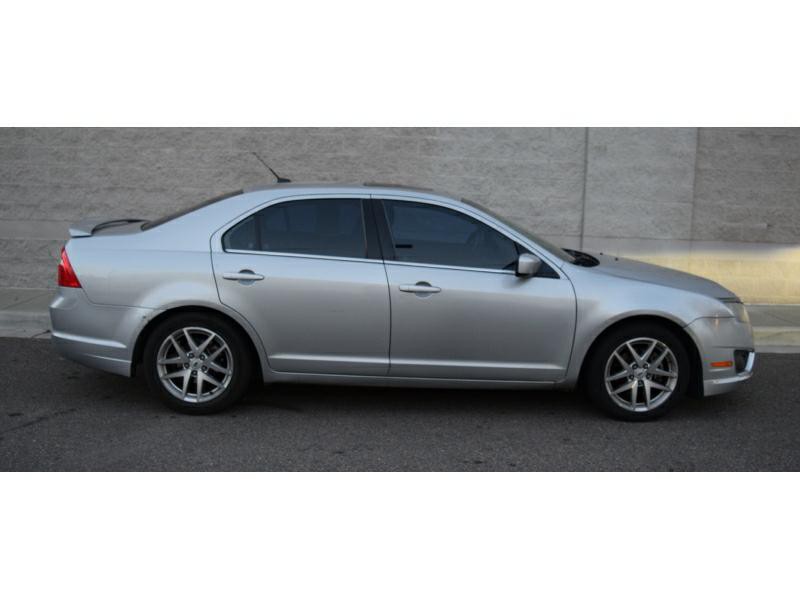 2010 Ford Fusion Image 3