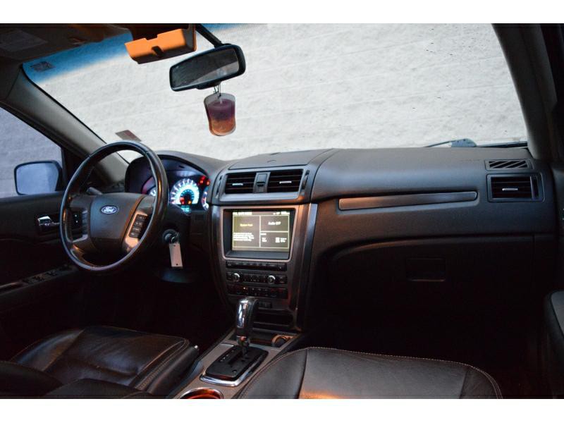 2010 Ford Fusion Image 12