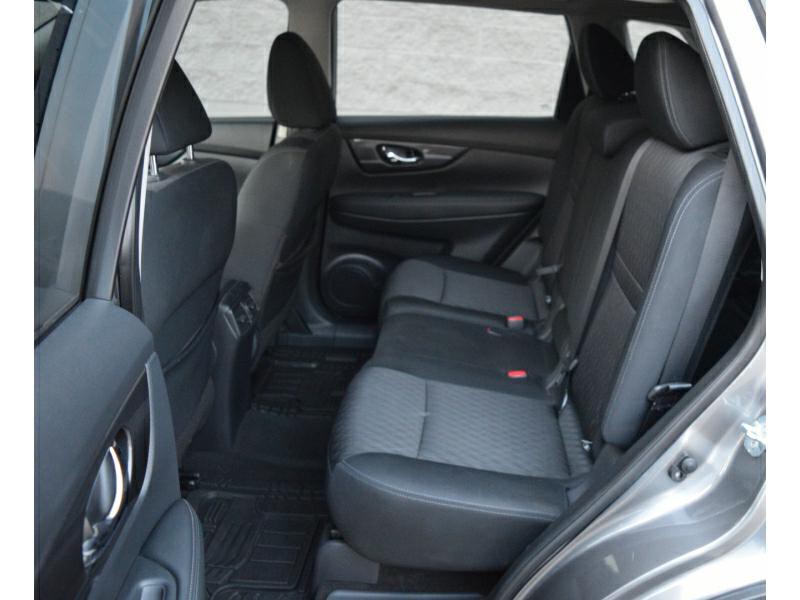 2017 Nissan Rogue Image 7