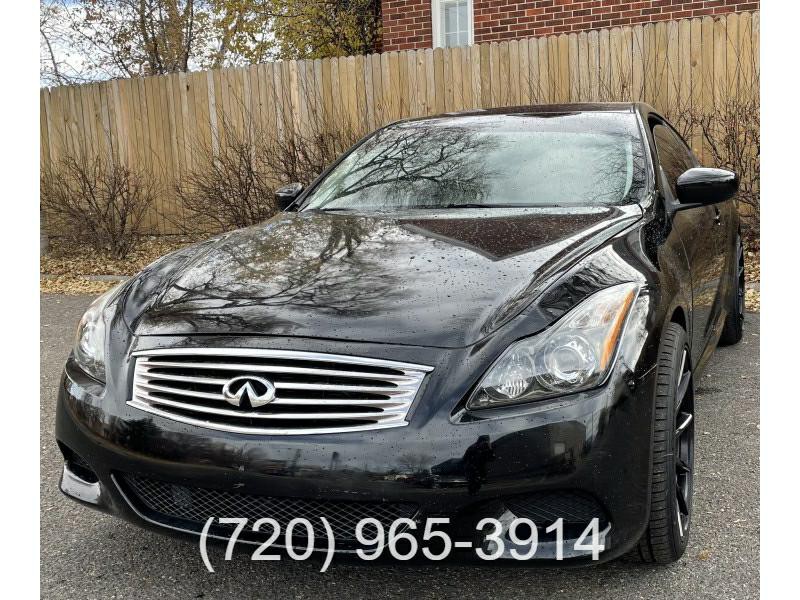 2011 INFINITI G37 Image 4