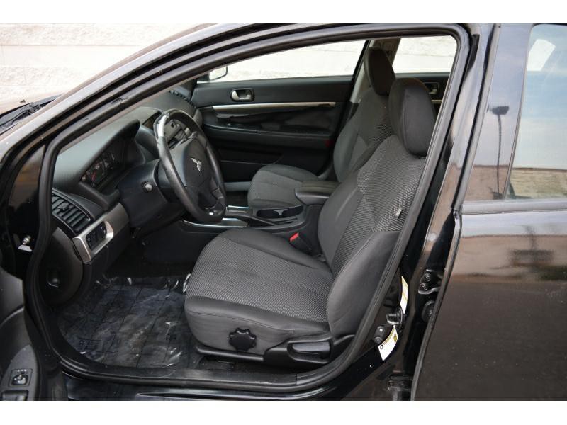 2012 Mitsubishi Galant Image 12
