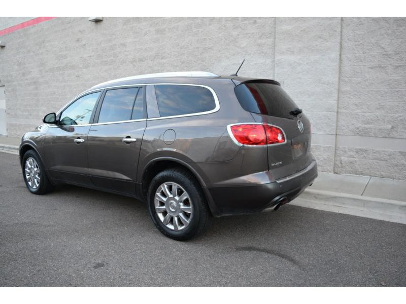 2011 Buick Enclave Image 2